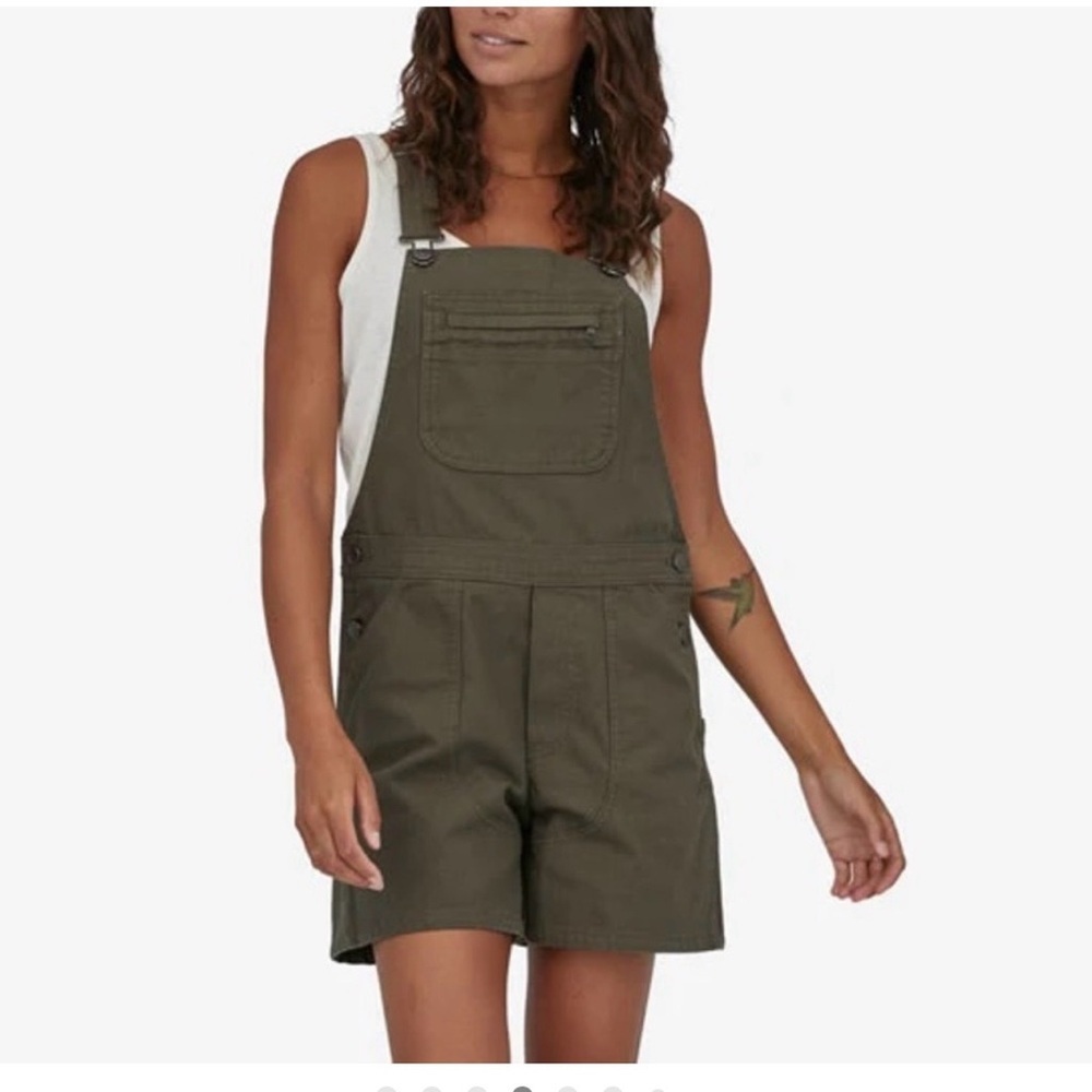 Patagonia Stand Up Short Overalls Women's Olive Green Denim Overalls  Size Small